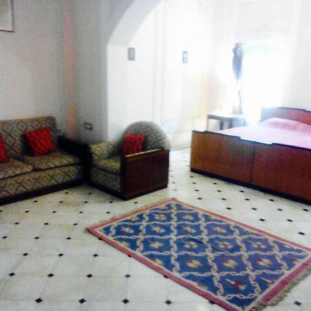 Hôtel Royal Oasis à Wankaner Extérieur photo