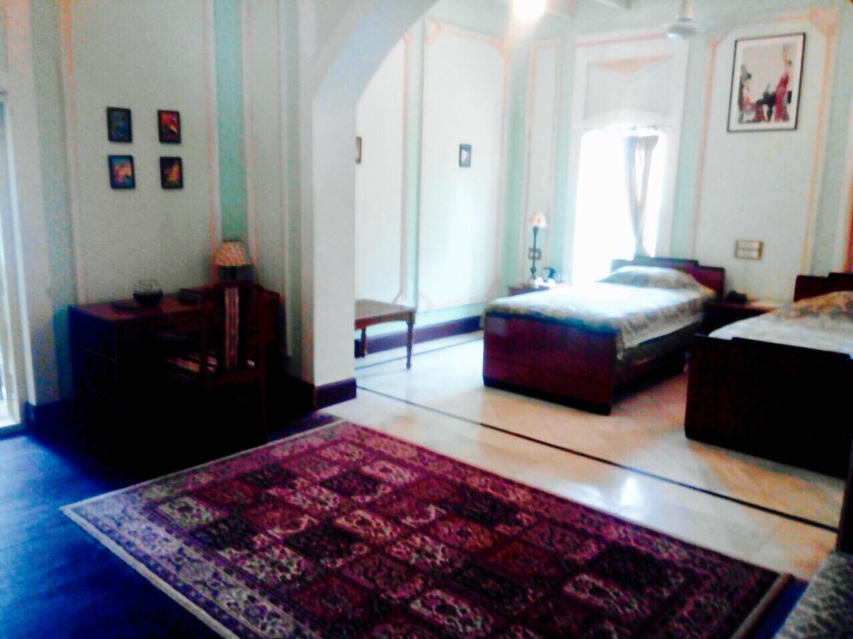 Hôtel Royal Oasis à Wankaner Extérieur photo